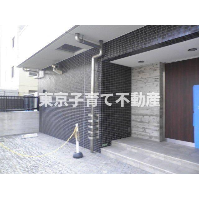 サンピエス根津のロビー