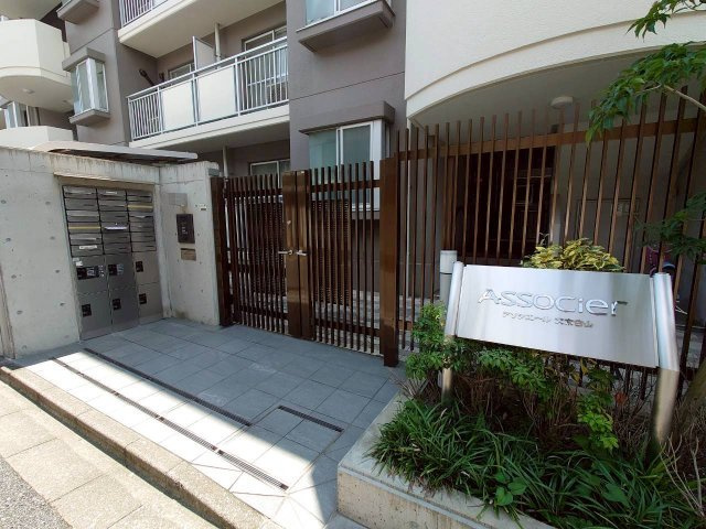 【エントランス】