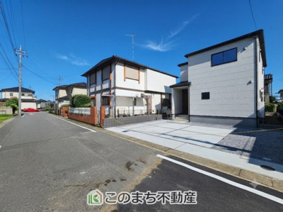 【前面道路含む現地写真】 | 第16栃木大平町富田　2号棟 | 前面道路幅6ｍでお車の出し入れもスムーズに行えます☆