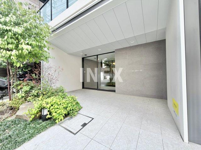 横浜市西区戸部本町の賃貸マンションのエントランス