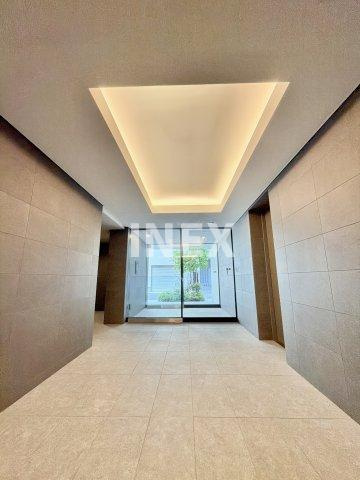 横浜市西区戸部本町の賃貸マンションのロビー