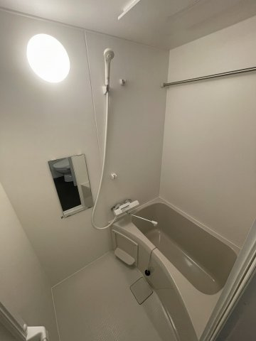 ゆったり過ごせるお風呂です