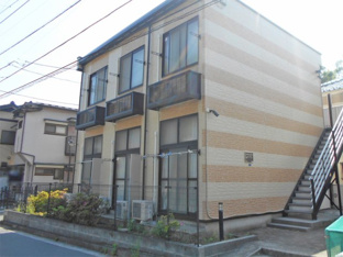 落ち着いた雰囲気の外観です