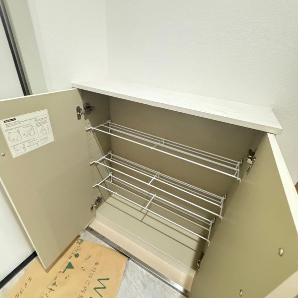 ドエル小松SOUTHの玄関