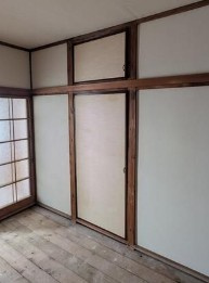 横浜市中区山元町２丁目のアパートの収納