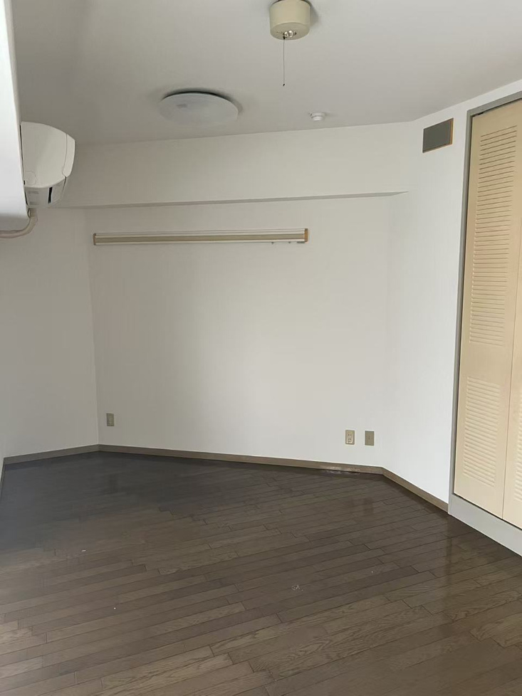 ゆったり過ごせる居間です