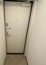 オルタンシア大宮の玄関