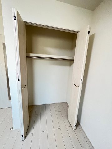 フジパレス阪急園田EAST　Ⅴ番館の収納|収納豊富です