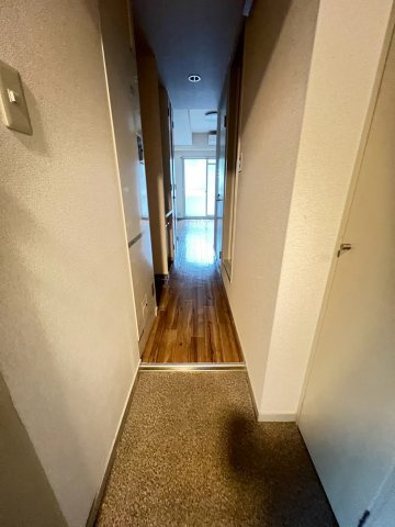 レジーナ西宮北口の玄関