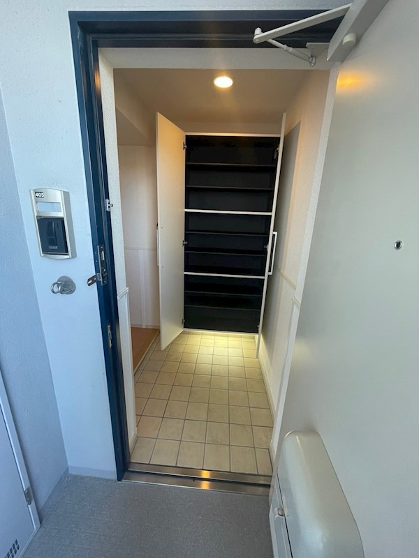 エアリーヒルズ芦屋の玄関