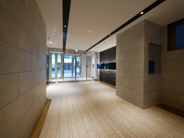 メインステージ心斎橋EASTのロビー