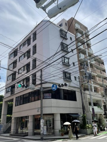 Mビルの外観