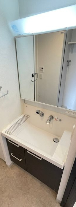 アーデンタワー本町イーストの洗面所