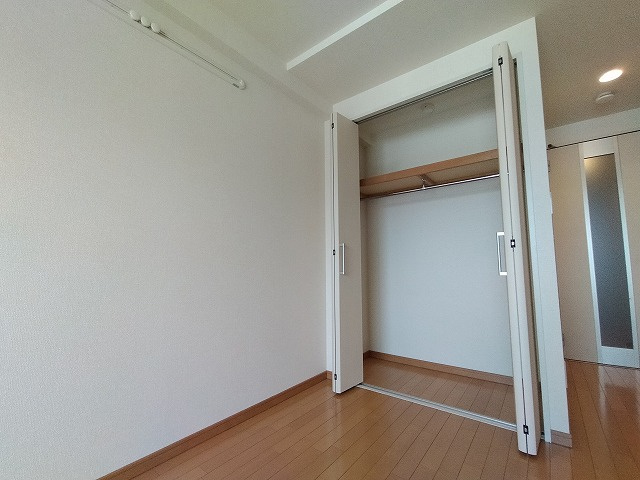 神戸市兵庫区永沢町４丁目の賃貸マンションの収納|クローゼット