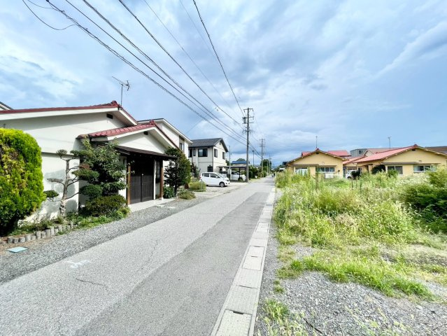 松本市南原第３の前面道路含む現地写真