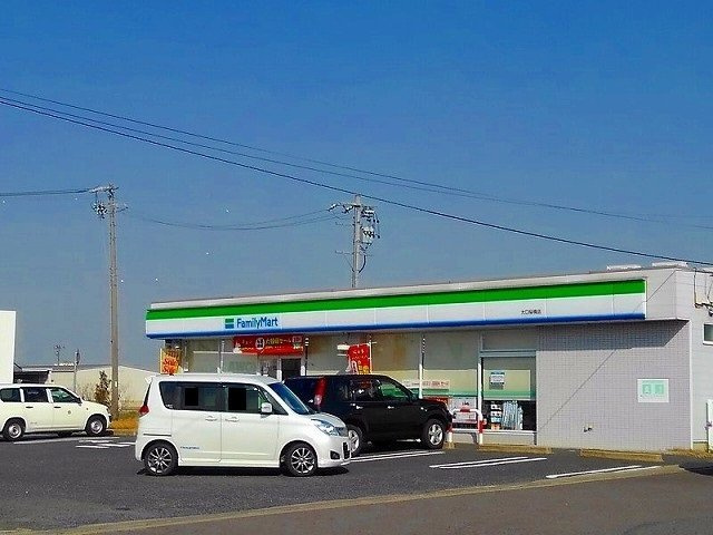 シュラインの周辺|ファミリーマート　大口桜橋店まで1300m
