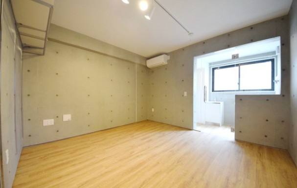 THETENの居間・リビング|※同建物別部屋参考写真