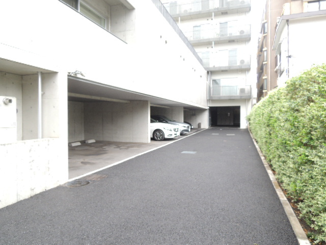 【駐車場】 | ユニテラス三軒茶屋