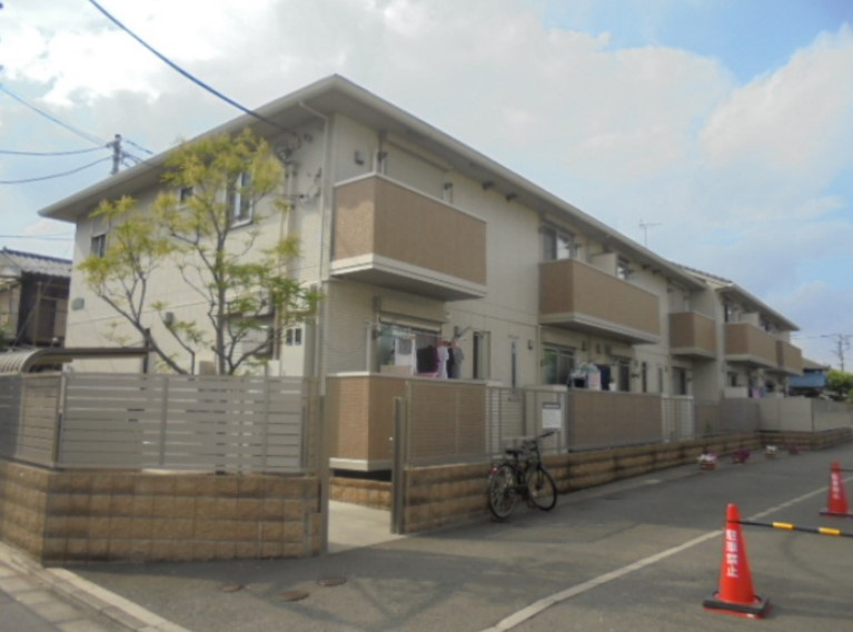 調布市下石原１丁目のアパート