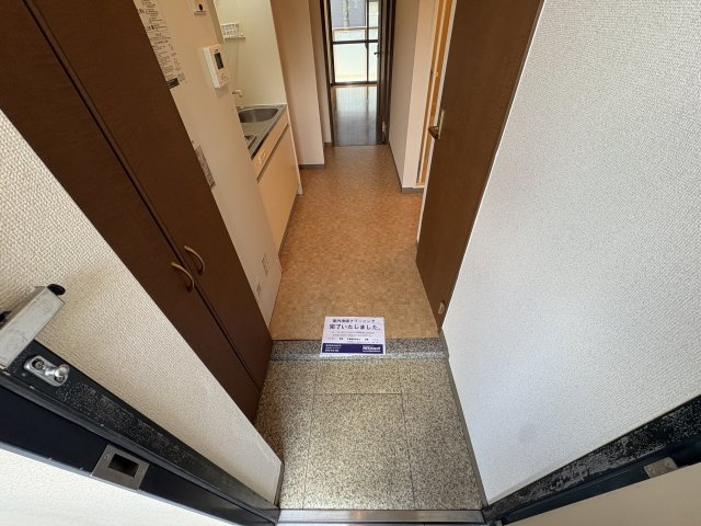 フルール須磨の玄関