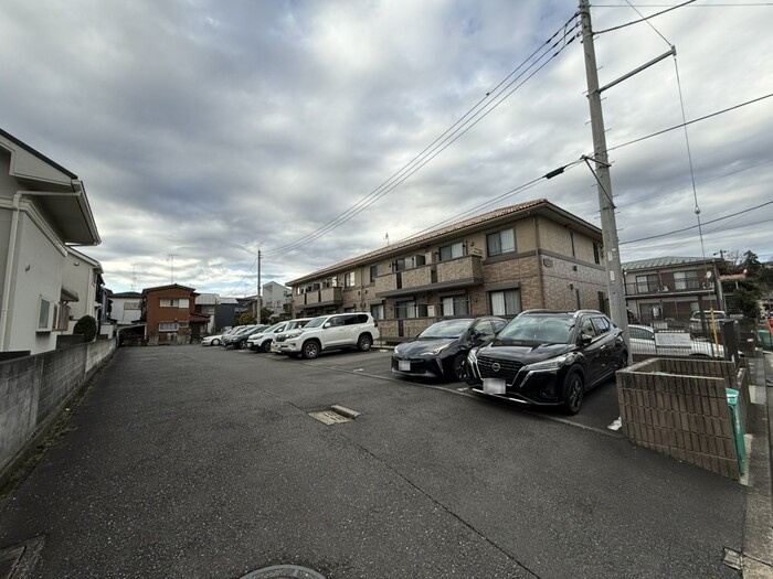 ソレイユ新吉田東の駐車場|駐車場