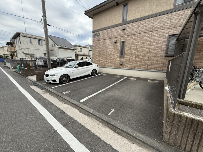 ソレイユ新吉田東の駐車場|駐車場