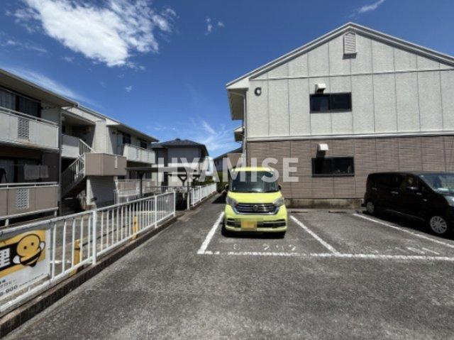 セジュール大和Cの駐車場