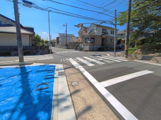 【前面道路含む現地写真】 | 名古屋市緑区鳴丘２丁目509【仲介手数料無料】新築一戸建て　1号棟