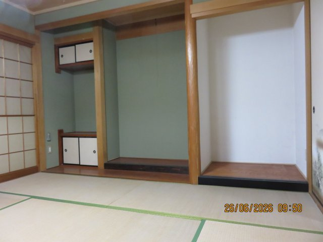 　津市白塚町字石神の和室
