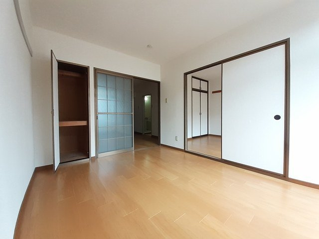 サンシャイン堂本の内装