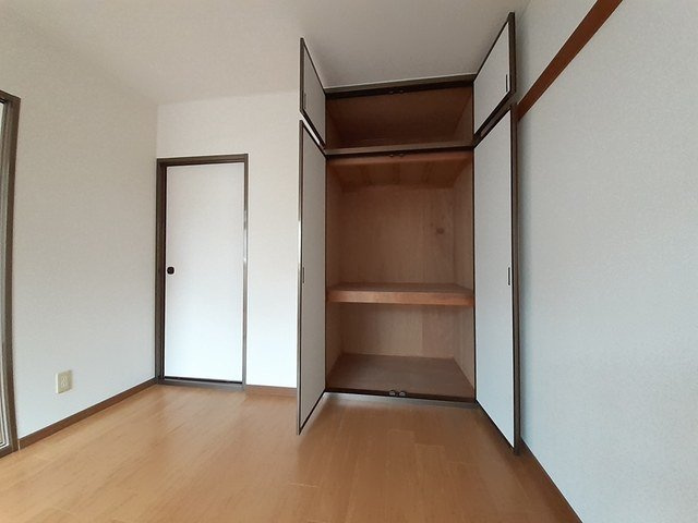 サンシャイン堂本の収納