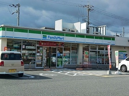 【周辺】 | エル・ガーデンＢ | ファミリーマート小野本町店まで2000m
