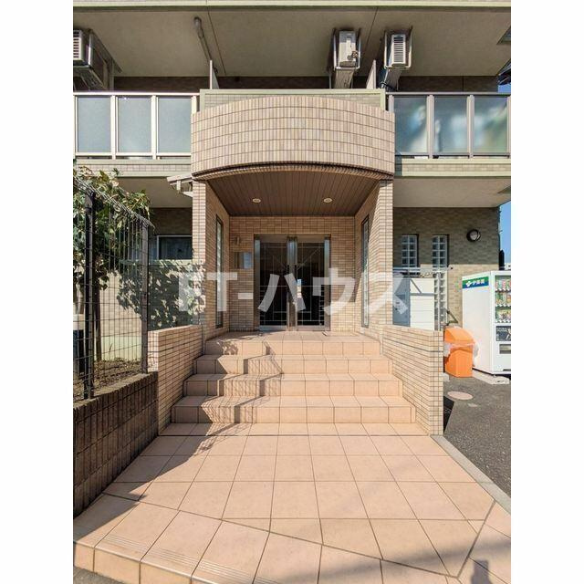 ルクレ津田沼のエントランス