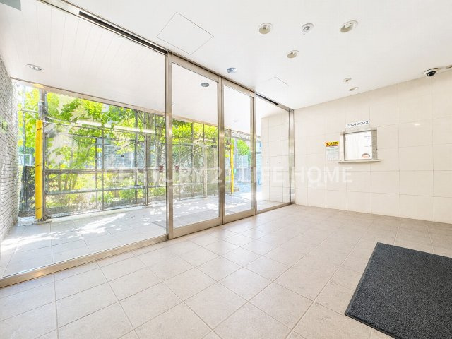 【エントランス】 | 【エムブランド梶ヶ谷】 | 建物の内部です
