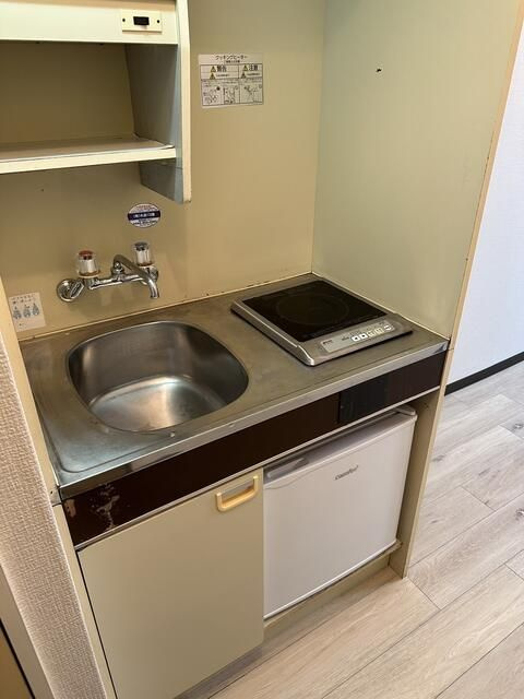 横浜市南区南吉田町２丁目の賃貸マンションのキッチン
