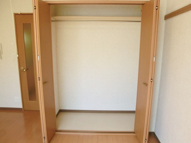 リリックコート新小岩の収納|クローゼット付いてます。