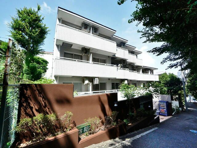 横浜市中区石川町１丁目の賃貸マンションの外観