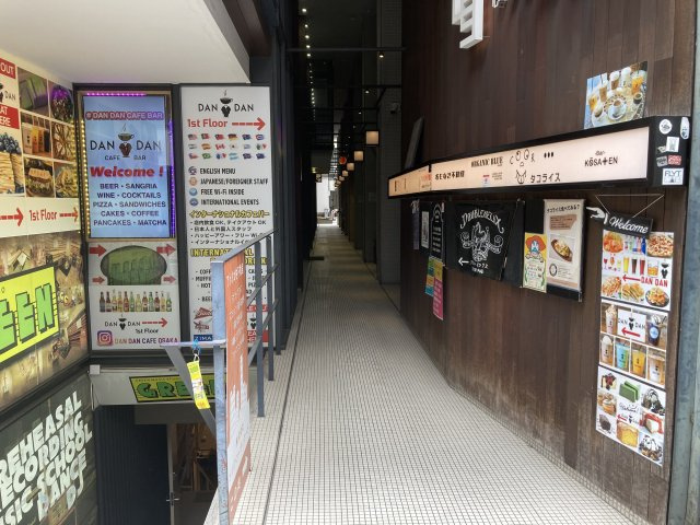 心斎橋ロジックのエントランス