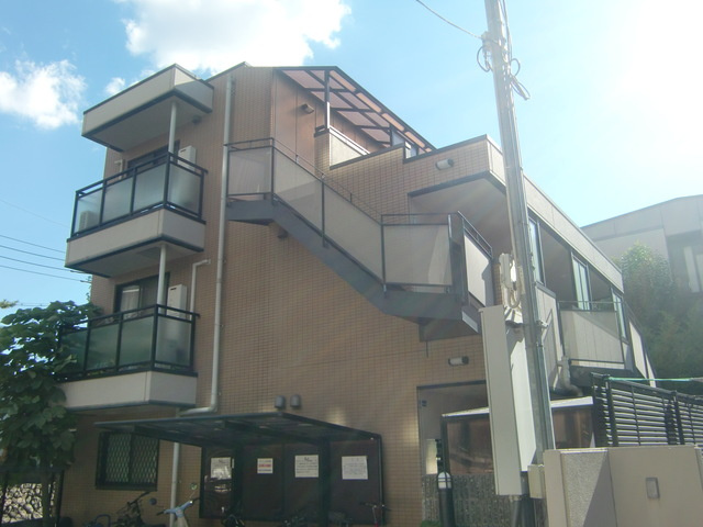 グランツ岡本の外観