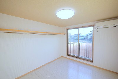 スカイガーデン豊成の居間・リビング|※写真は別の部屋のものです。