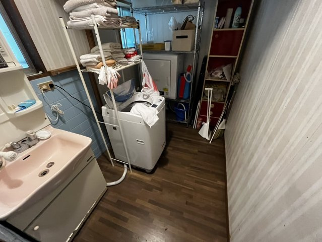 室生大野の独立洗面台