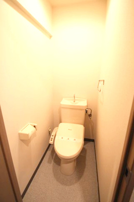 【トイレ】 | ソルジェンテ溝ノ口 | ※同建物ほかのお部屋の写真です。