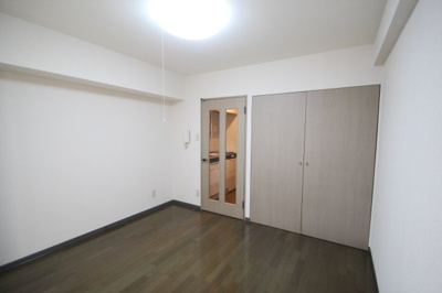 【洋室】 | ソルジェンテ溝ノ口 | ※同建物ほかのお部屋の写真です。
