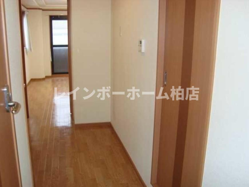 【仲介手数料：50％OFF】対象物件！の内装|玄関周辺です