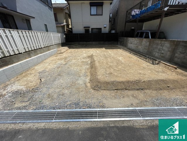 野洲市栄　第4期　新築一戸建ての外観|周辺は落ち着いた街並みの住宅地！子育てがしやすい住環境です！まだ未完成ですが、現地でしかわからない事もございます。是非一度ご覧ください。