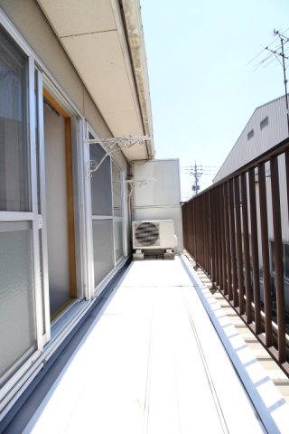 安田ハイツのバルコニー