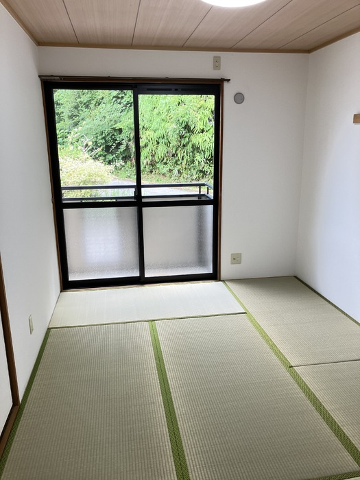 ファミール・ド・鹿児 A棟の展望|和室６帖