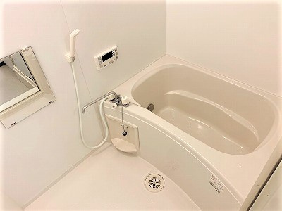 レオネクストアビタシオン　阿見の浴室