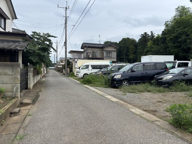 野田市岡田　売地　42坪の前面道路含む現地写真