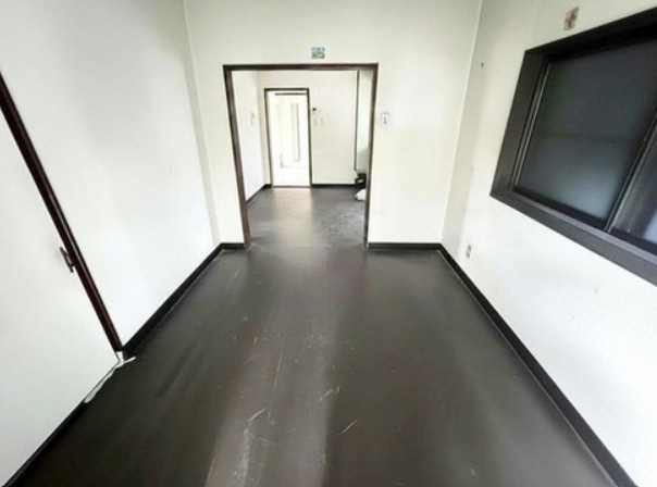 宇治市木幡平尾の寝室|※本画像は空室時の写真を加工し、家具・小物等を撤去したイメージです。
実際の仕様とは異なる場合がございます。